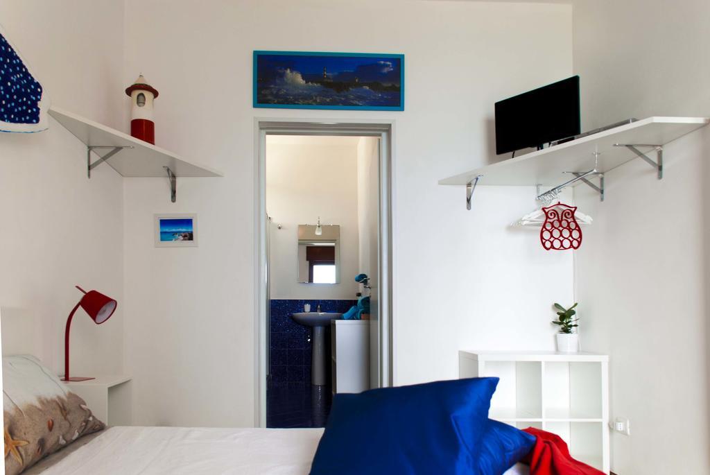In Riva Al Mare B&B Capo dʼOrlando Екстериор снимка